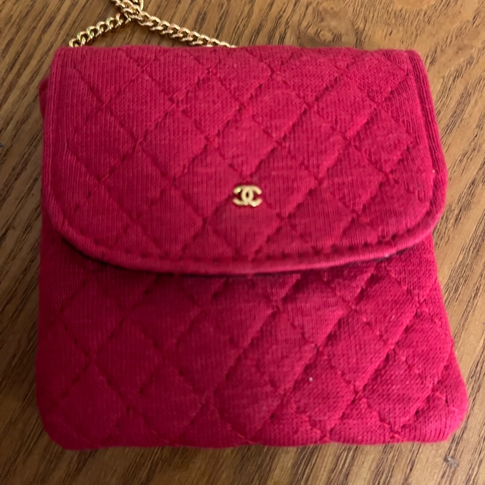 Chanel mini bag accessory